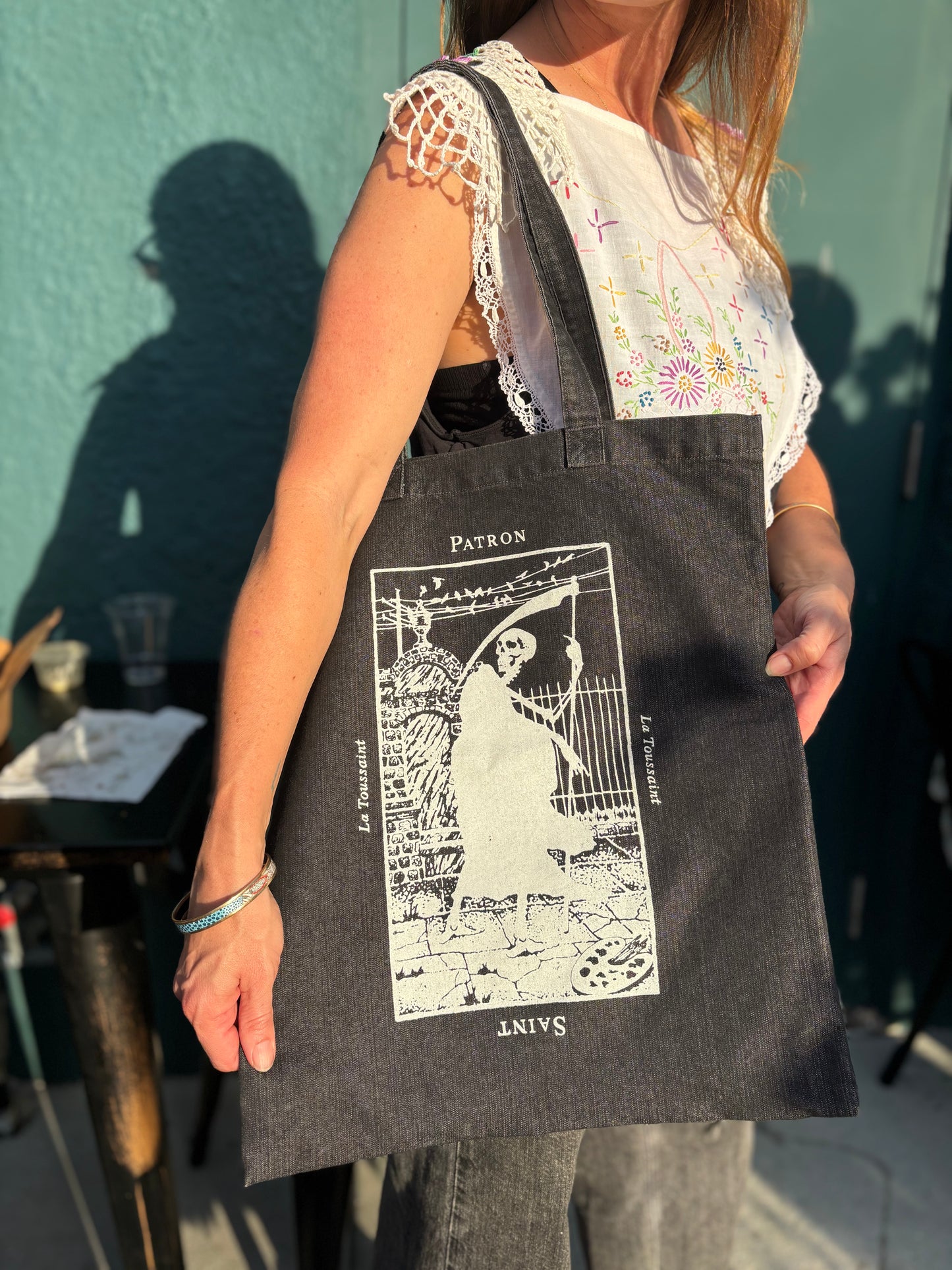 ALL SOULS SPOOKY TOTE