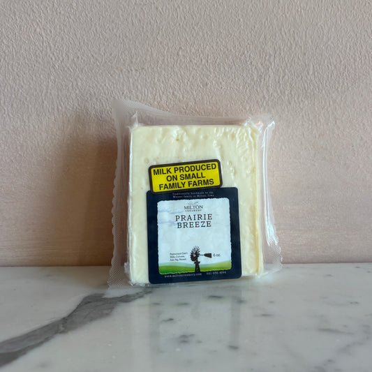 Milton Creamery Prairie Breeze Cheese