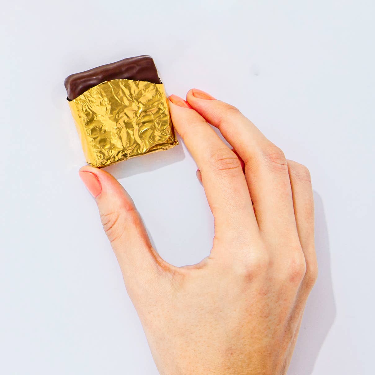 Fine & Raw Hazelnut Chunkette Chocolate Halloween 2025